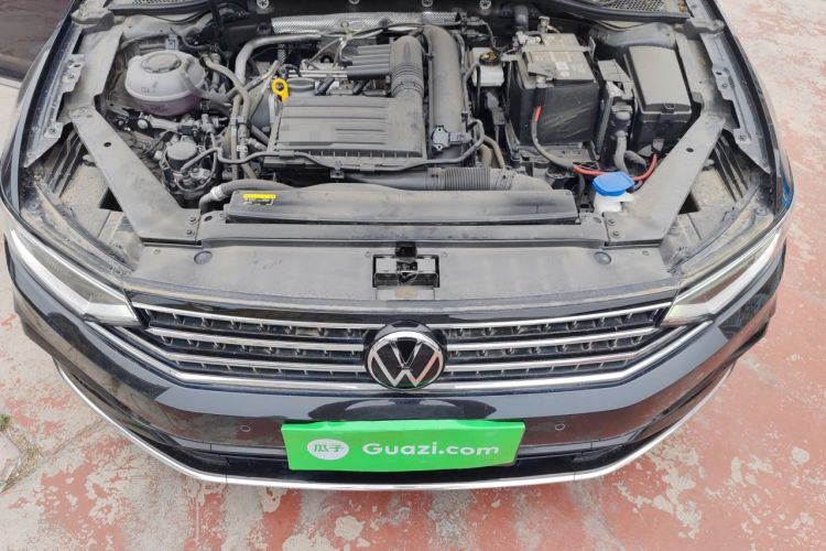 Used Volkswagen Magotan 2023 2 Million Units Limited-Edition 280TSI DSG Comfort Version Engine Bay