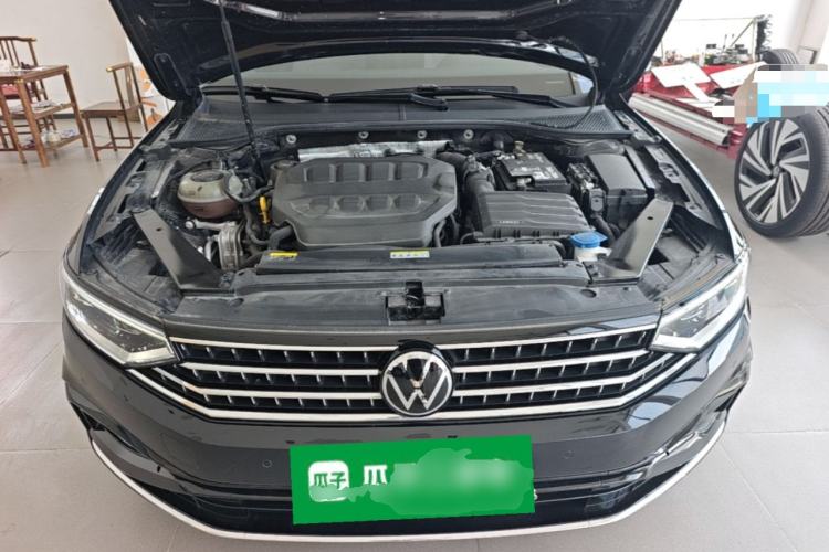 Used Volkswagen Magotan 2023 2 Million Units Commemorative Edition 330TSI DSG Luxury Version Engine Bay