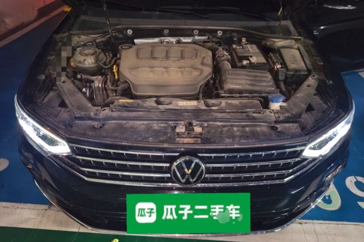 Used Volkswagen Magotan 2023 2 Million Units Limited Edition 330TSI DSG Leading Version Engine Bay