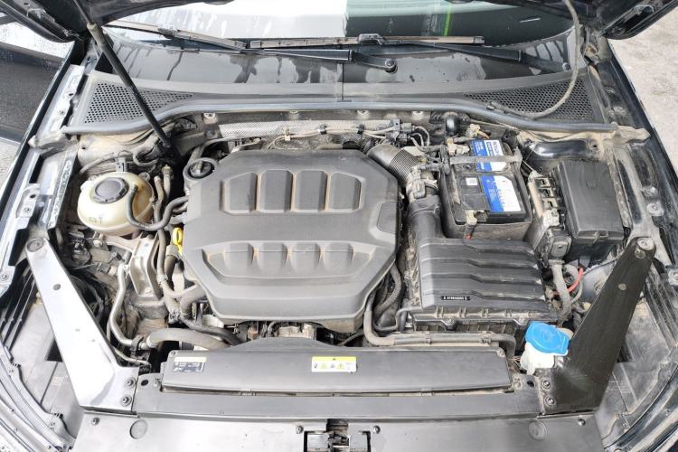 Used Volkswagen Magotan 2023 2 Million Units Limited Edition 330TSI DSG Leading Version Engine Bay