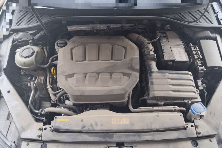 Used Volkswagen Magotan 2023 2 Million Units Limited Edition 330TSI DSG Leading Version Engine Bay