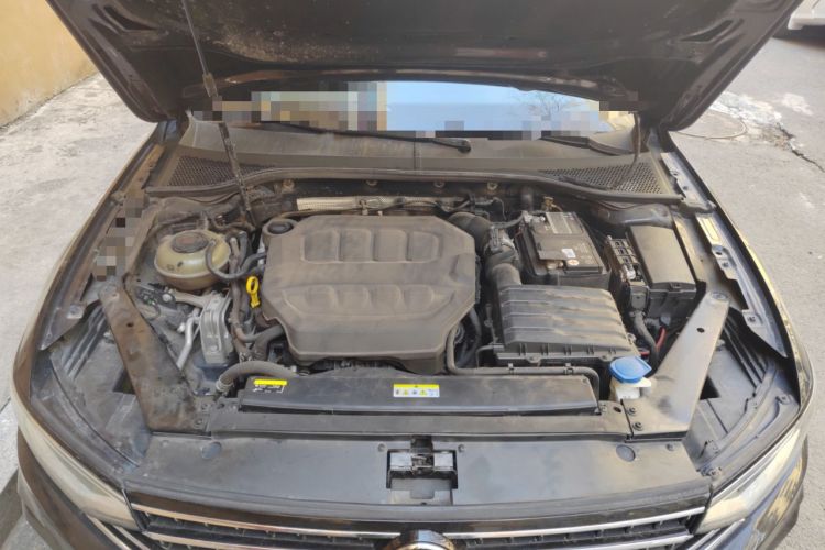 Used Volkswagen Magotan 2023 2 Million Units Commemorative Edition 330TSI DSG Luxury Version Engine Bay