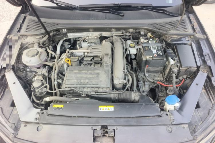 Used Volkswagen Magotan 2023 2 Million Units Limited-Edition 280TSI DSG Comfort Version Engine Bay
