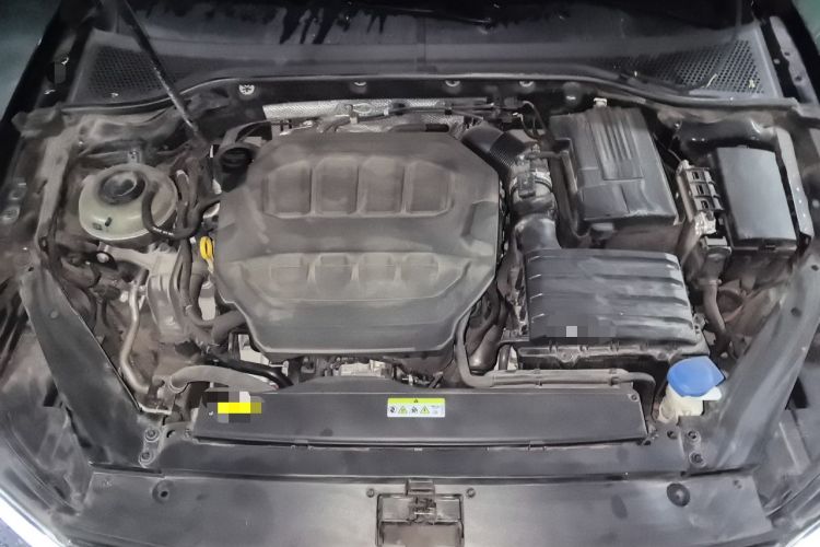 Used Volkswagen Magotan 2023 2 Million Units Commemorative Edition 330TSI DSG Luxury Version Engine Bay