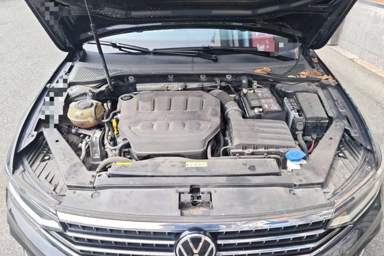Used Volkswagen Magotan 2023 2 Million Units Limited-Edition 380TSI DSG Flagship Version Engine Bay