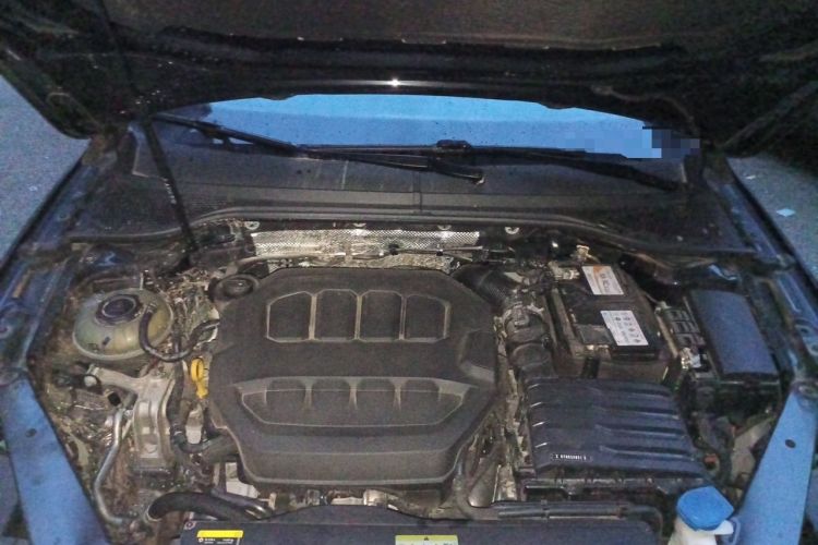 Used Volkswagen Magotan 2023 2 Million Units Commemorative Edition 330TSI DSG Luxury Version Engine Bay