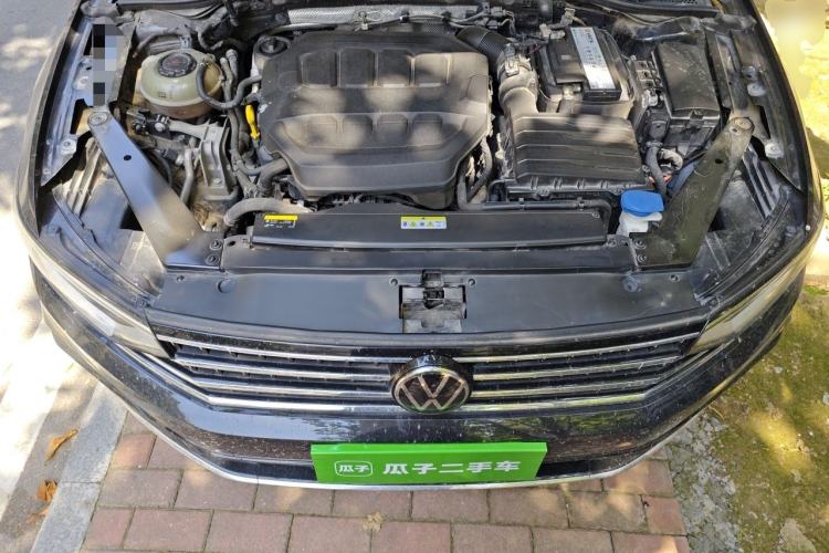 Used Volkswagen Magotan 2023 2 Million Units Commemorative Edition 330TSI DSG Luxury Version Engine Bay