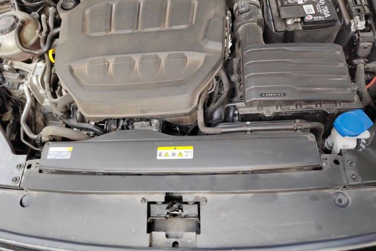 Used Volkswagen Magotan 2023 2 Million Units Commemorative Edition 330TSI DSG Luxury Version Engine Bay