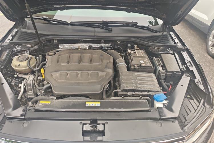 Used Volkswagen Magotan 2023 2 Million Units Limited-Edition 380TSI DSG Flagship Version Engine Bay