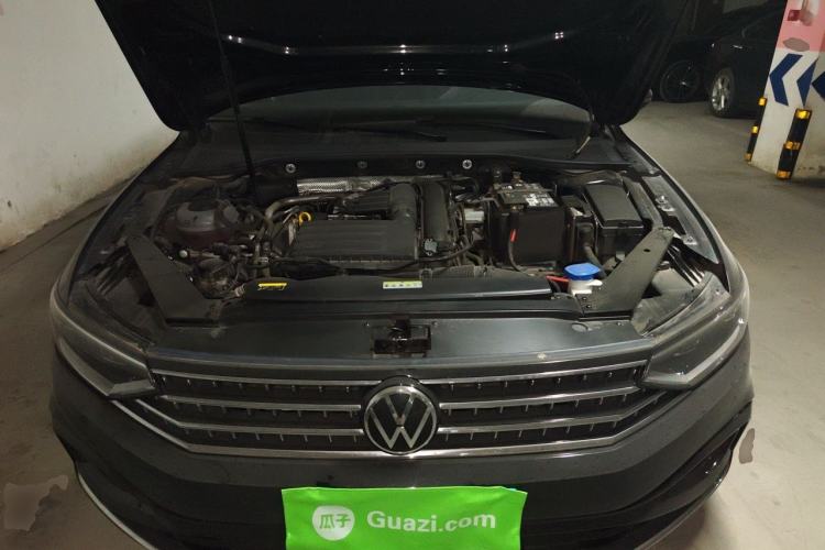 Used Volkswagen Magotan 2023 2 Million Units Limited-Edition 280TSI DSG Comfort Version Engine Bay