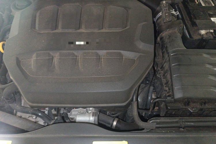 Used Volkswagen Magotan 2023 2 Million Units Limited Edition 330TSI DSG Leading Version Engine Bay