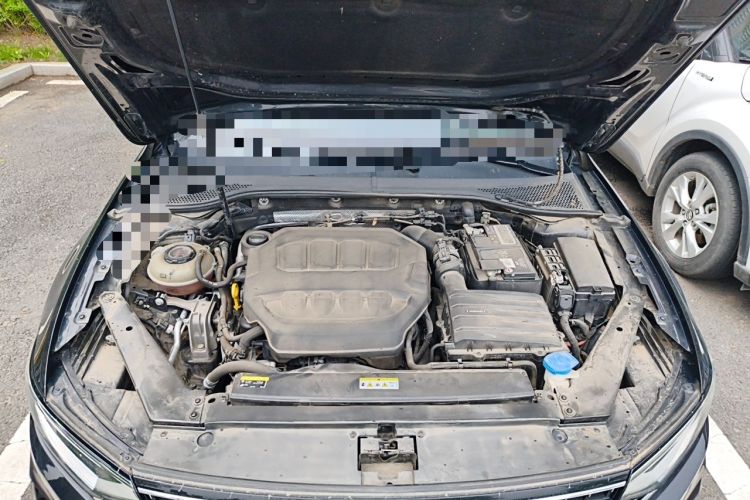 Used Volkswagen Magotan 2023 2 Million Units Commemorative Edition 330TSI DSG Luxury Version Engine Bay