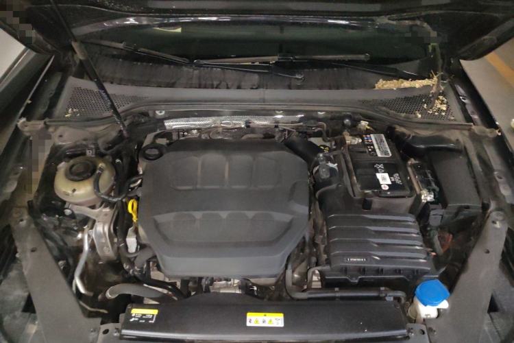 Used Volkswagen Magotan 2023 2 Million Units Commemorative Edition 330TSI DSG Luxury Version Engine Bay