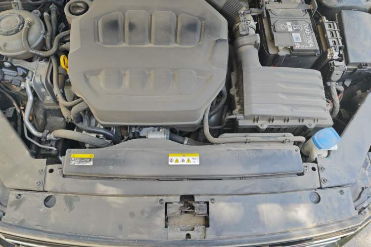 Used Volkswagen Magotan 2023 2 Million Units Commemorative Edition 330TSI DSG Luxury Version Engine Bay