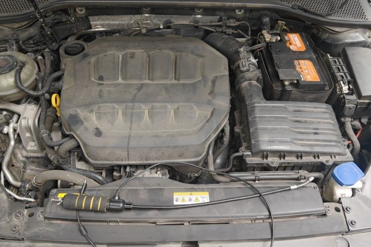 Used Volkswagen Magotan 2023 2 Million Units Limited Edition 330TSI DSG Leading Version Engine Bay
