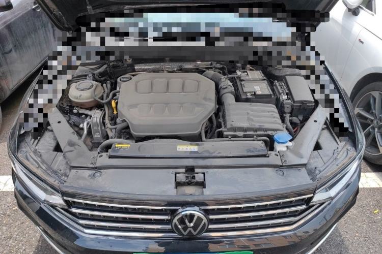 Used Volkswagen Magotan 2023 2 Million Units Commemorative Edition 330TSI DSG Luxury Version Engine Bay