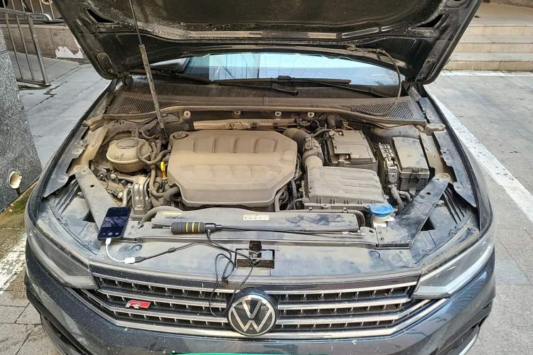 Used Volkswagen Magotan 2023 2 Million Units Commemorative Edition 330TSI DSG Luxury Version Engine Bay