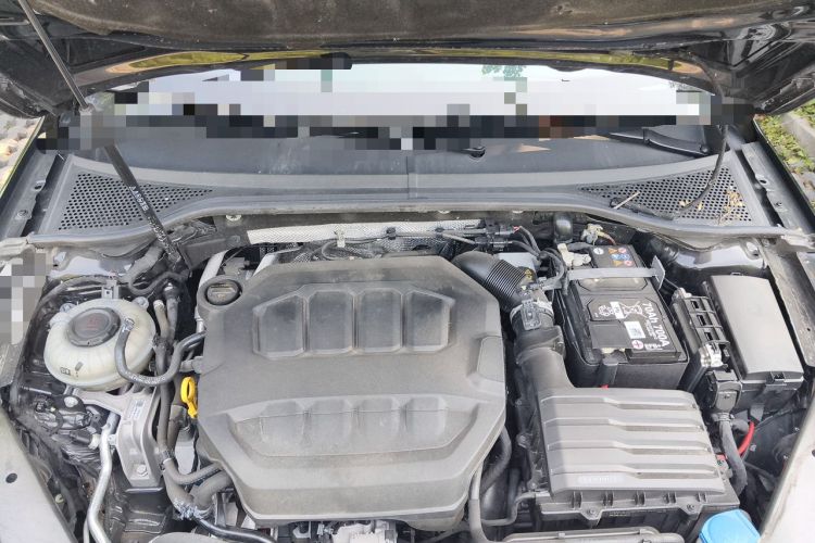 Used Volkswagen Magotan 2023 2 Million Units Commemorative Edition 330TSI DSG Luxury Version Engine Bay