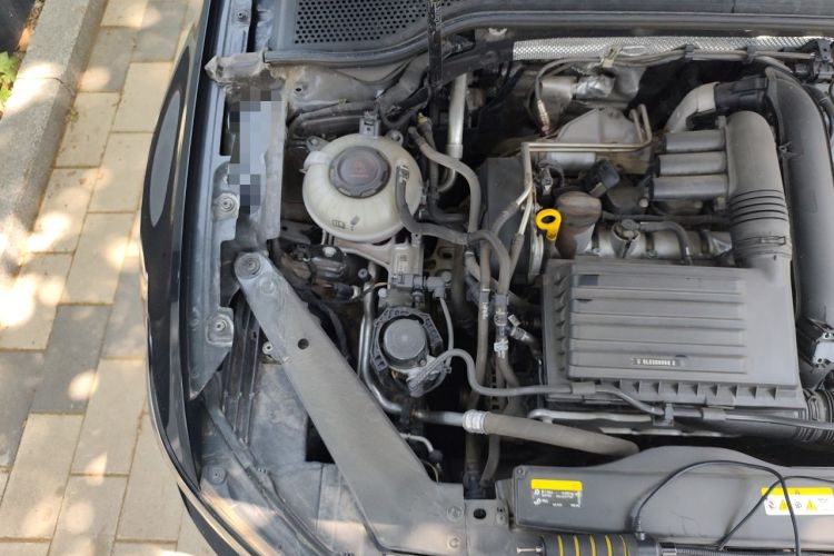 Used Volkswagen Magotan 2023 2 Million Units Limited Edition 280TSI DSG Leading Version Engine Bay Right