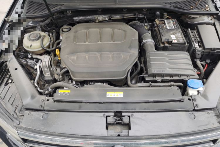 Used Volkswagen Magotan 2023 2 Million Units Limited-Edition 380TSI DSG Flagship Version Engine Bay