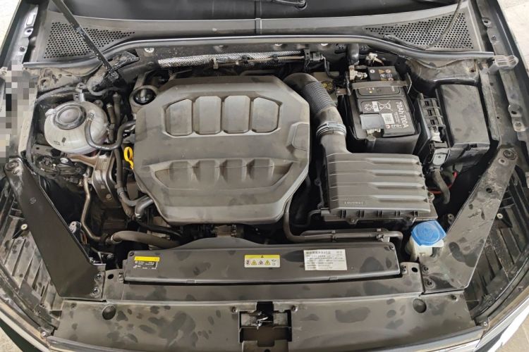 Used Volkswagen Magotan 2023 2 Million Units Limited-Edition 380TSI DSG Flagship Version Engine Bay