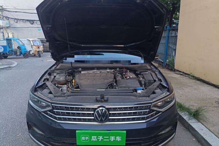 Used Volkswagen Magotan 2023 2 Million Units Commemorative Edition 330TSI DSG Luxury Version Engine Bay