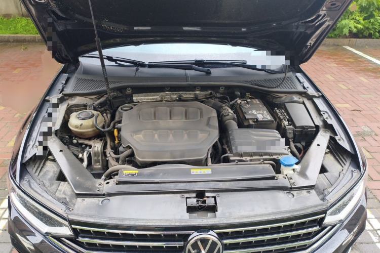 Used Volkswagen Magotan 2023 2 Million Units Commemorative Edition 330TSI DSG Luxury Version Engine Bay