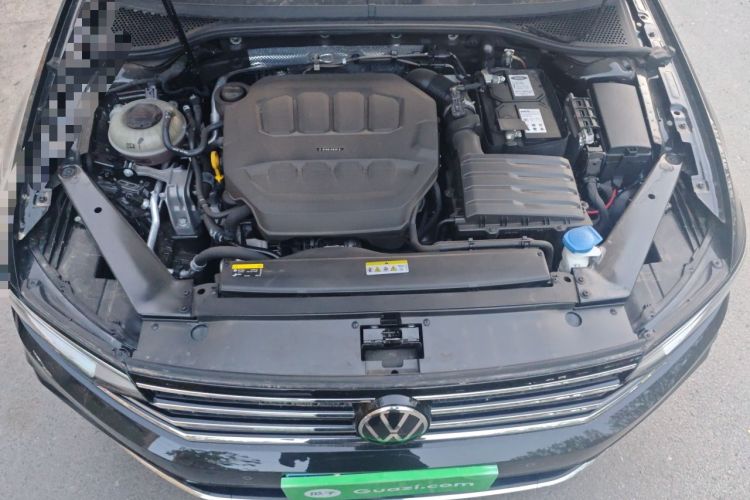 Used Volkswagen Magotan 2023 2 Million Units Commemorative Edition 330TSI DSG Luxury Version Engine Bay