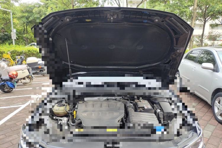 Used Volkswagen Magotan 2023 2 Million Units Commemorative Edition 330TSI DSG Luxury Version Engine Bay
