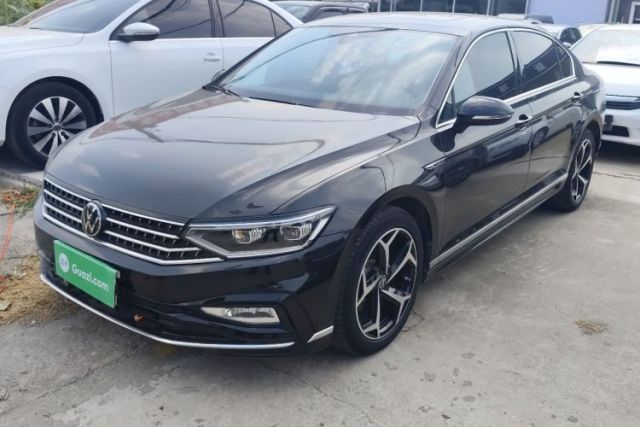 Ojetý Volkswagen Magotan 2023 2 Million Units Commemorative Edition 330TSI DSG Luxury Version
