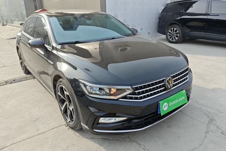 Used Volkswagen Magotan 2023 2 Million Units Commemorative Edition 330TSI DSG Luxury Version Exterior 1
