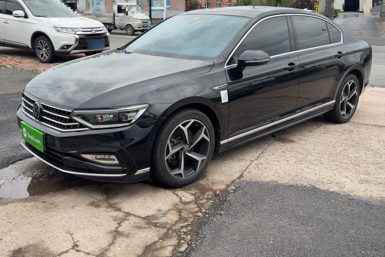 Used Volkswagen Magotan 2023 2 Million Units Commemorative Edition 330TSI DSG Luxury Version Exterior 1