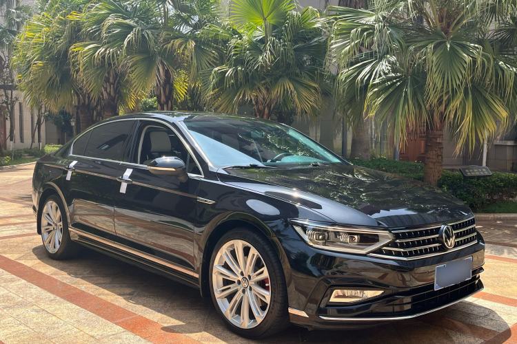 Used Volkswagen Magotan 2023 2 Million Units Commemorative Edition 330TSI DSG Luxury Version Exterior 1