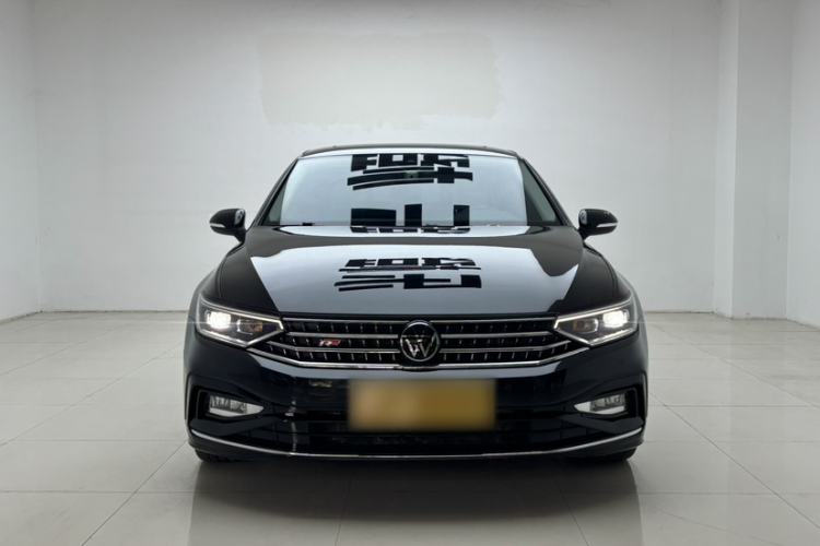 Used Volkswagen Magotan 2023 2 Million Units Commemorative Edition 330TSI DSG Luxury Version Exterior 1