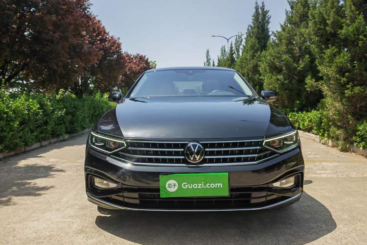 Used Volkswagen Magotan 2023 2 Million Units Commemorative Edition 330TSI DSG Luxury Version Exterior 1