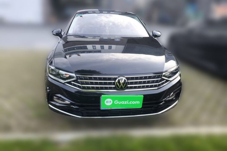 Used Volkswagen Magotan 2023 2 Million Units Commemorative Edition 330TSI DSG Luxury Version Exterior 1