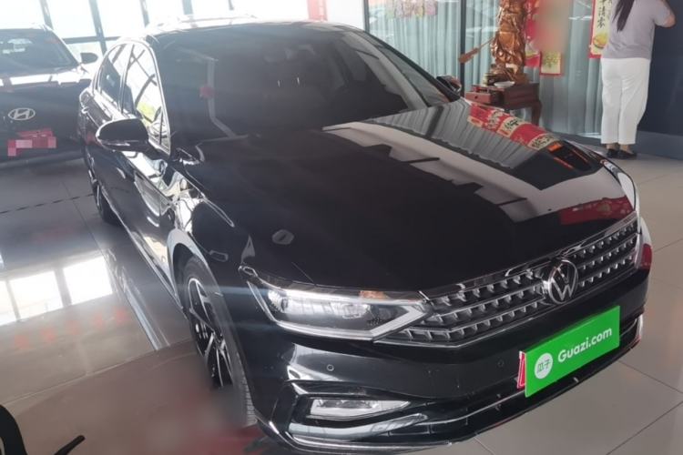 Used Volkswagen Magotan 2023 2 Million Units Limited Edition 330TSI DSG Leading Version Exterior 1