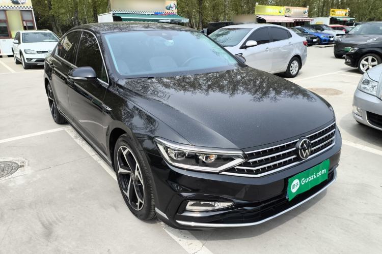 Used Volkswagen Magotan 2023 2 Million Units Commemorative Edition 330TSI DSG Luxury Version Exterior 1