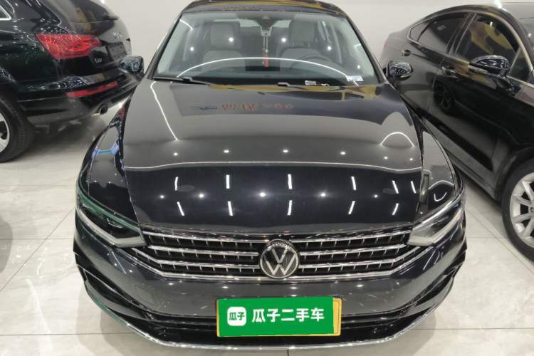 Used Volkswagen Magotan 2023 2 Million Units Commemorative Edition 330TSI DSG Luxury Version Exterior 1
