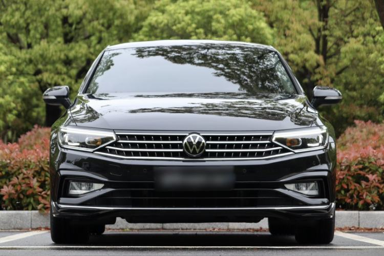 Used Volkswagen Magotan 2023 2 Million Units Commemorative Edition 330TSI DSG Luxury Version Exterior 1