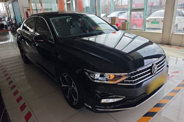 Used Volkswagen Magotan 2023 2 Million Units Limited Edition 330TSI DSG Leading Version Exterior 1