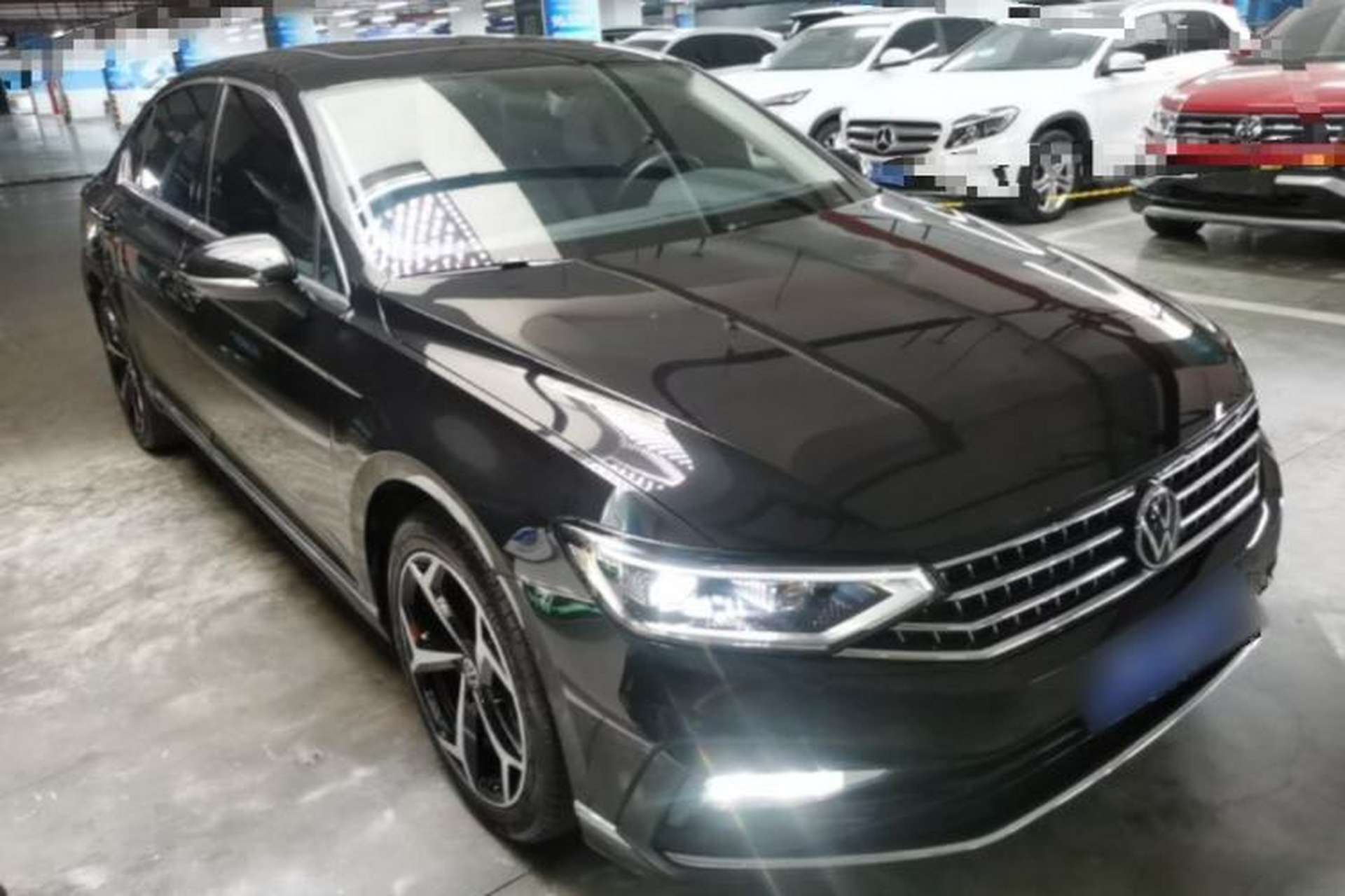 Used Volkswagen Magotan 2023 2 Million Units Limited Edition 330TSI DSG Leading Version Exterior 1