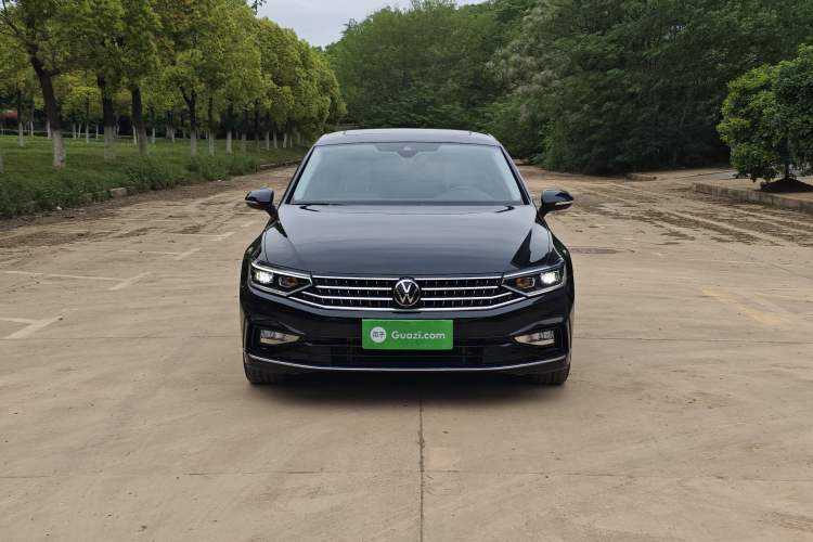 Used Volkswagen Magotan 2023 2 Million Units Commemorative Edition 330TSI DSG Luxury Version Exterior 1