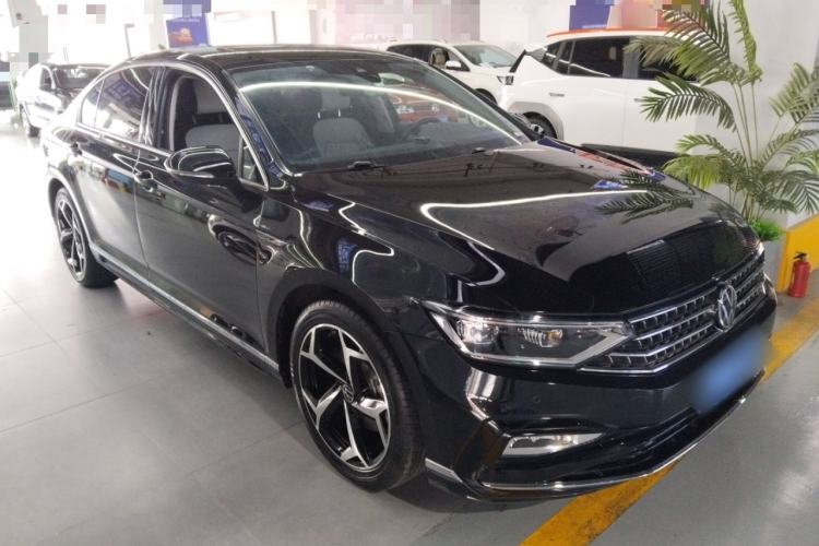 Used Volkswagen Magotan 2023 2 Million Units Commemorative Edition 330TSI DSG Luxury Version Exterior 1