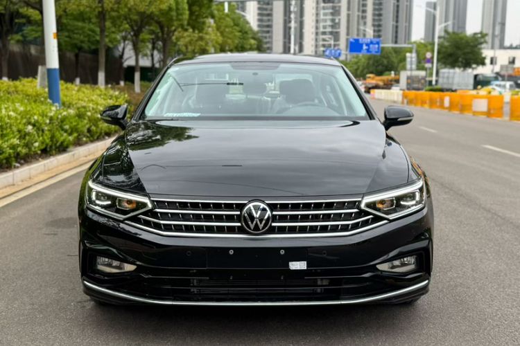 Used Volkswagen Magotan 2023 2 Million Units Limited-Edition 280TSI DSG Comfort Version Exterior 1