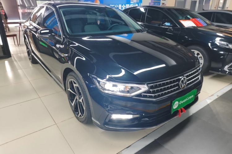 Used Volkswagen Magotan 2023 2 Million Units Commemorative Edition 330TSI DSG Luxury Version Exterior 1