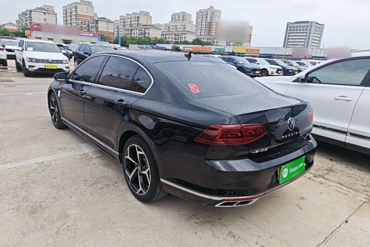 Used Volkswagen Magotan 2023 2 Million Units Commemorative Edition 330TSI DSG Luxury Version Exterior 2
