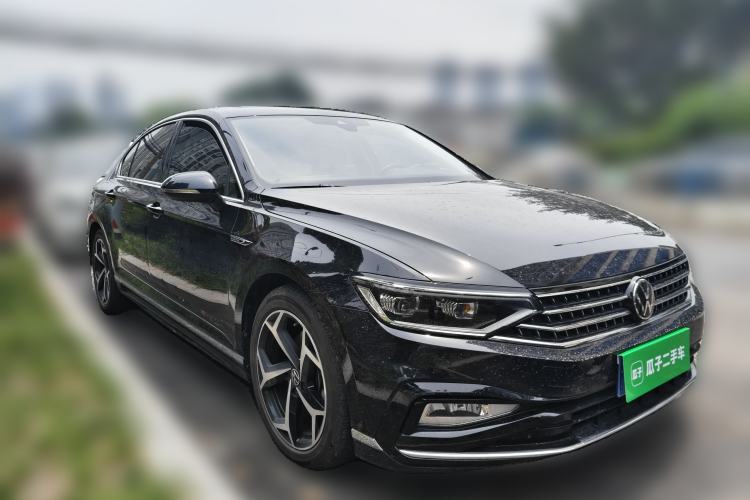 Used Volkswagen Magotan 2023 2 Million Units Commemorative Edition 330TSI DSG Luxury Version Exterior 2
