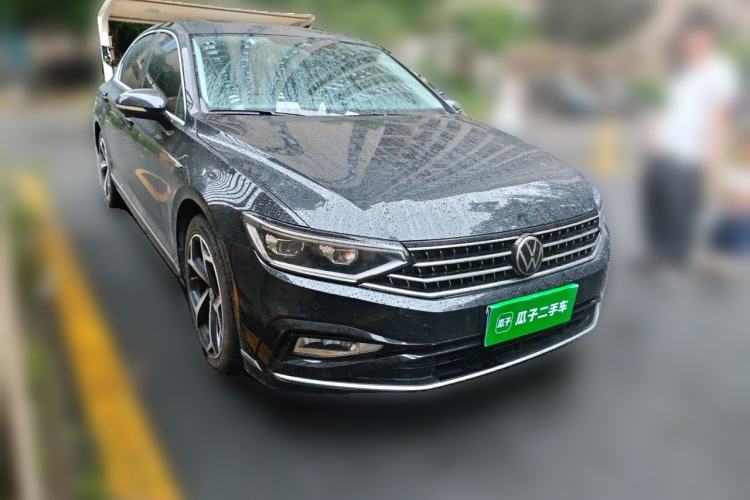 Used Volkswagen Magotan 2023 2 Million Units Commemorative Edition 330TSI DSG Luxury Version Exterior 2