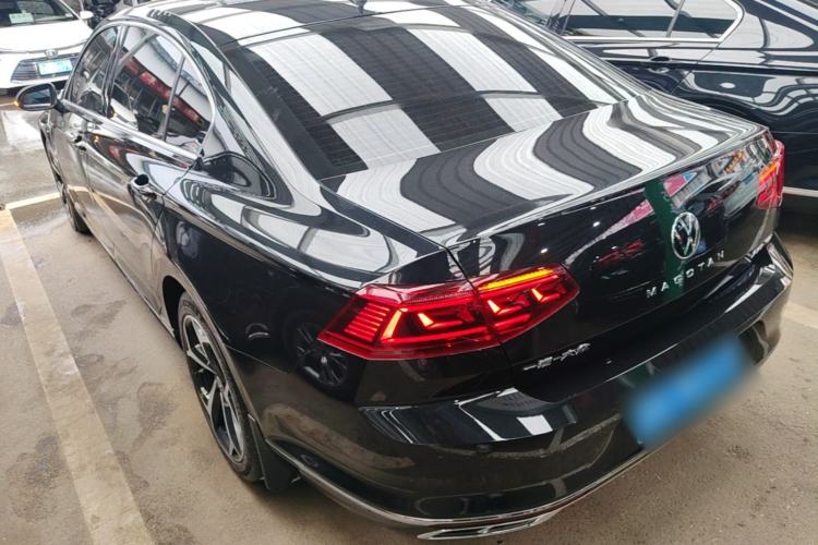 Used Volkswagen Magotan 2023 2 Million Units Commemorative Edition 330TSI DSG Luxury Version Exterior 2